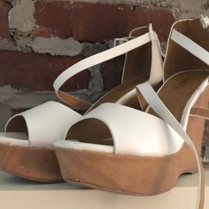 white wedges